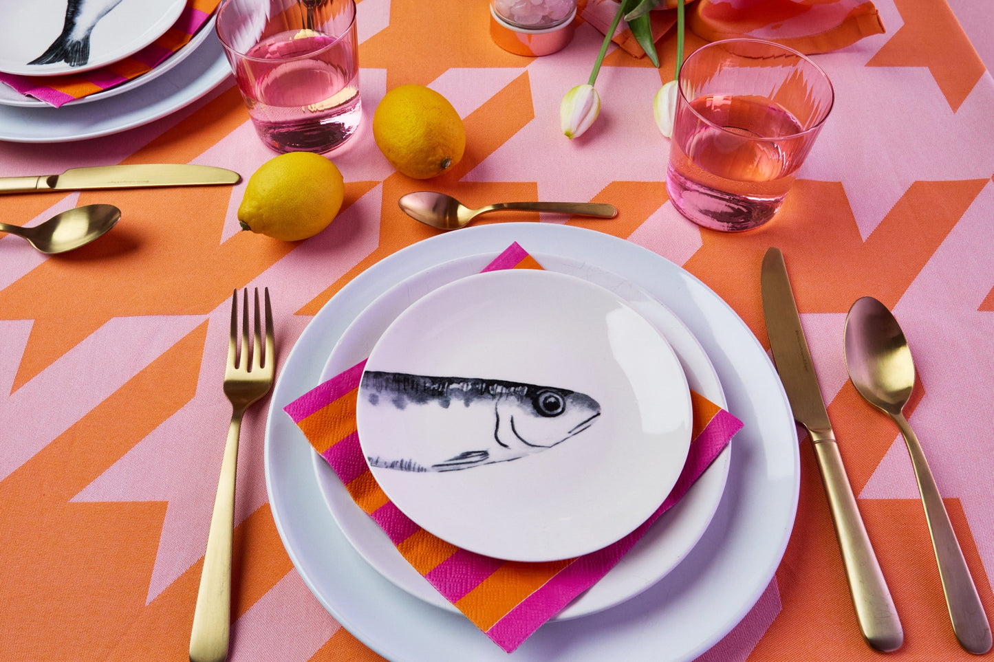Tablecloth XL - houndstooth pink / orange - 300 x 150
