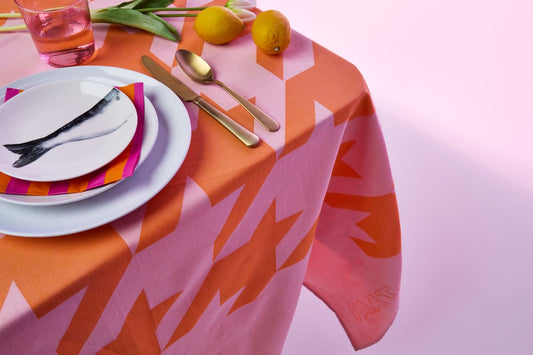 Tablecloth XL - houndstooth pink / orange - 300 x 150